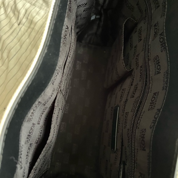 Michael Kors Black & White Stripe Tote Bag - Picture 4 of 4